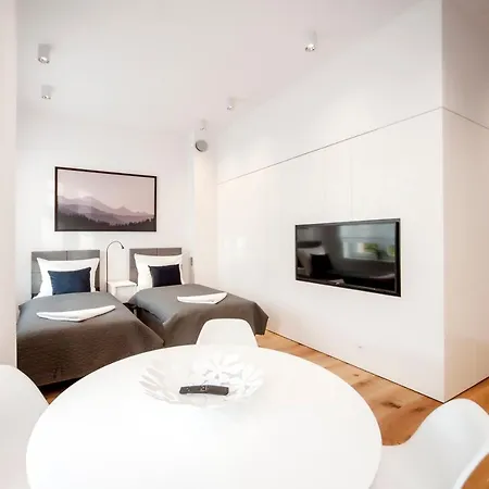 Appartamento Very Berry - Orzeszkowej 14 - Mtp Apartment, Parking, Check In 24h