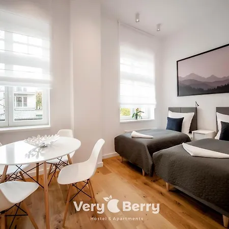 Appartamento Very Berry - Orzeszkowej 14 - Mtp Apartment, Parking, Check In 24h Poznań